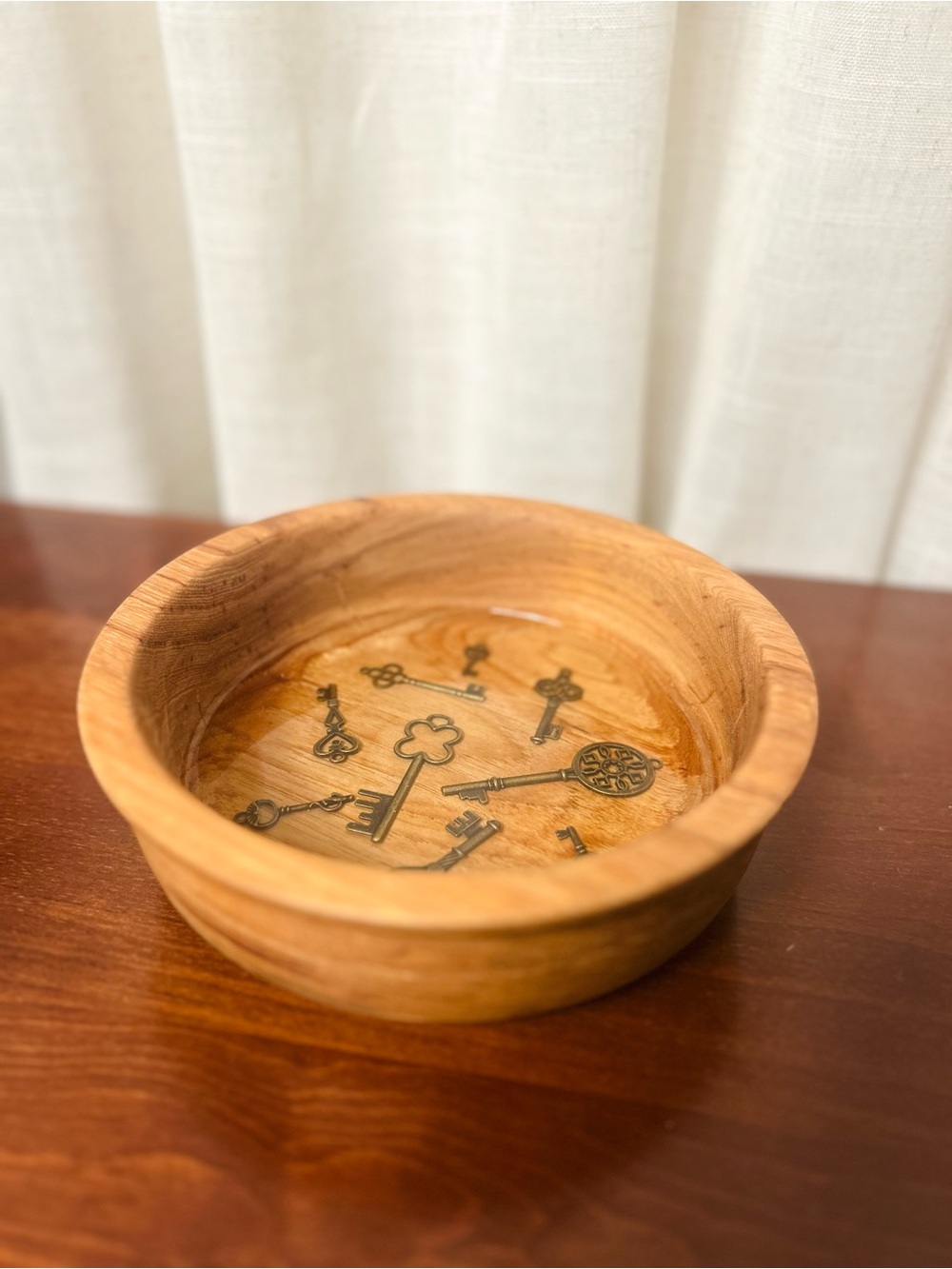 Handcrafted Hickory Wood Key Bowl Catchall Tray Rustic Farmhouse Decor 8”